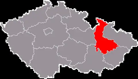 Zemní práce bagr - RUMANA s.r.o. – fotka 2